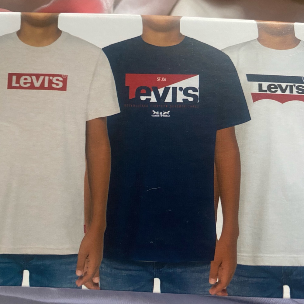 Levi’s shirts